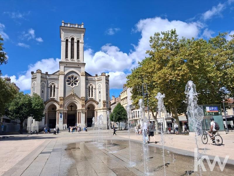 Appartement - 151 m² - 5 pièces