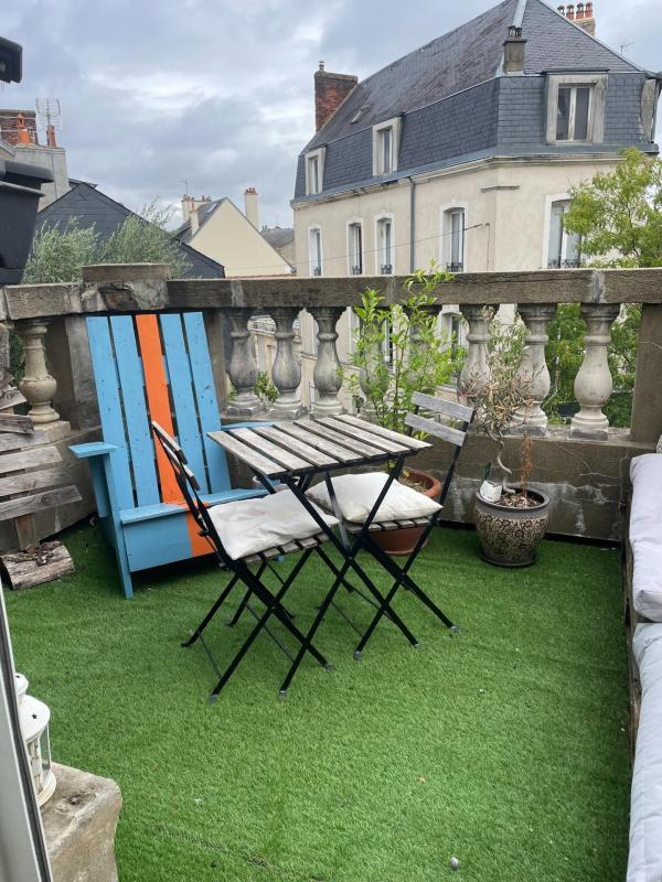 Appartement - 98 m² - 4 pièces