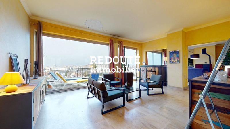 Appartement - 131 m² - 5 pièces