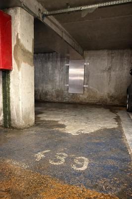 Parking / Garage - 9 m²
