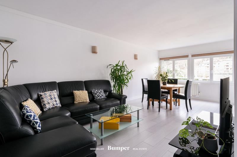 Appartement - 80 m² - 4 pièces
