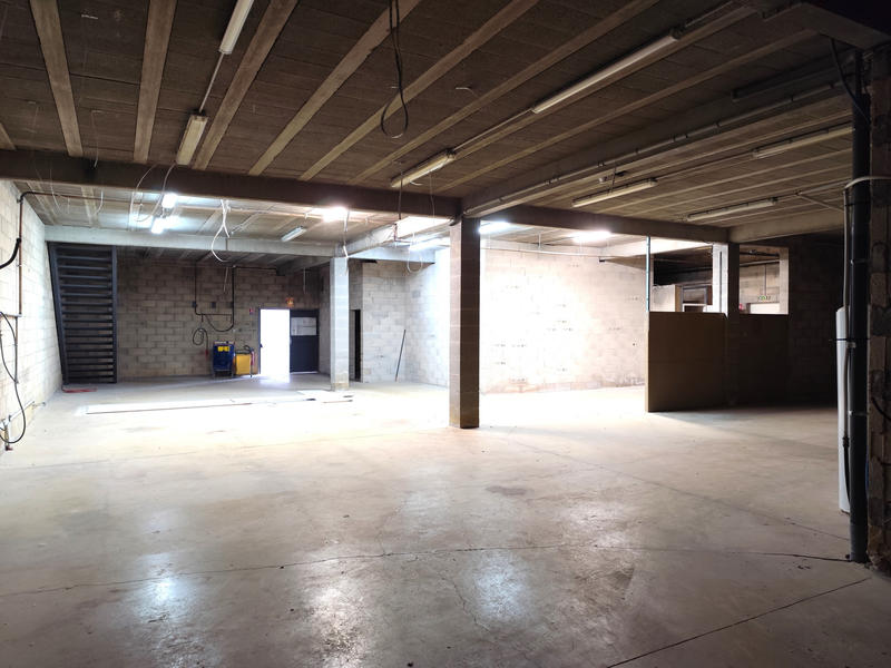 Local commercial - 180 m²