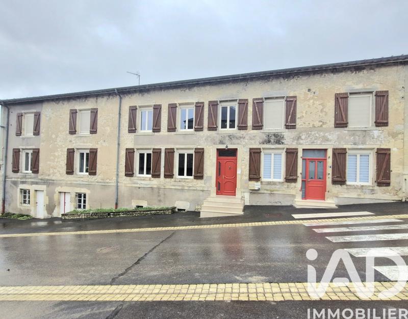 Maison - 234 m² - 8 pièces