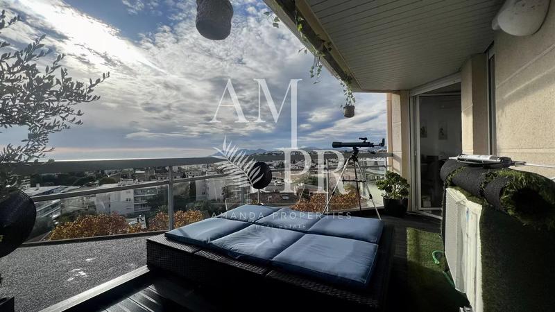 Appartement - 122 m² - 4 pièces