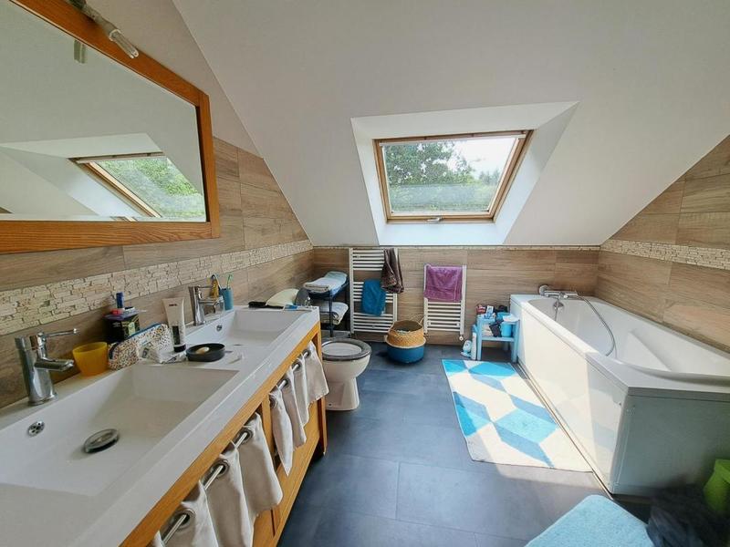 Maison - 165 m² - 7 pièces