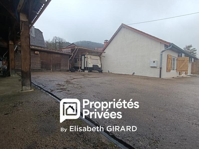 Maison - 128 m² - 7 pièces