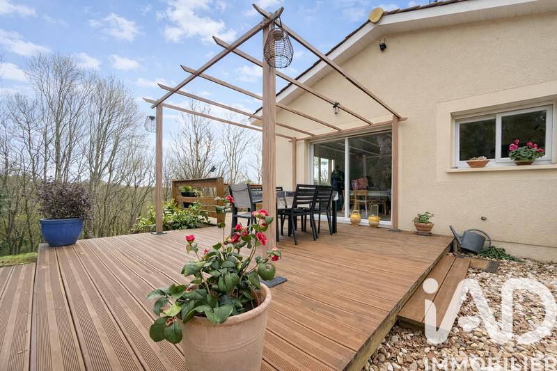 Maison - 90 m² - 4 pièces
