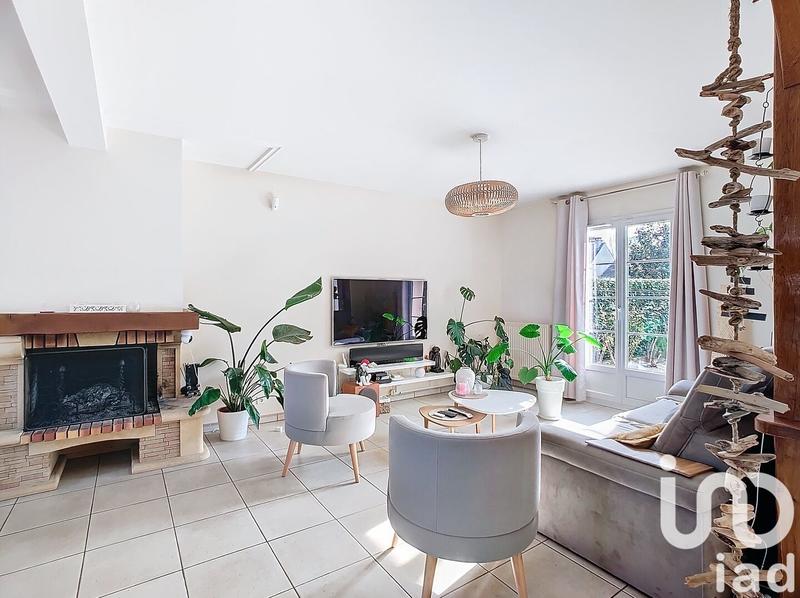 Maison - 165 m² - 8 pièces