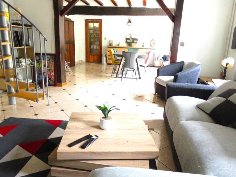 Maison - 170 m² - 7 pièces