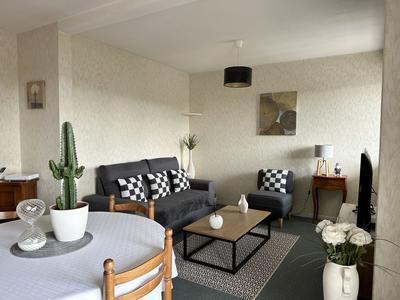 Appartement - 80 m² - 4 pièces