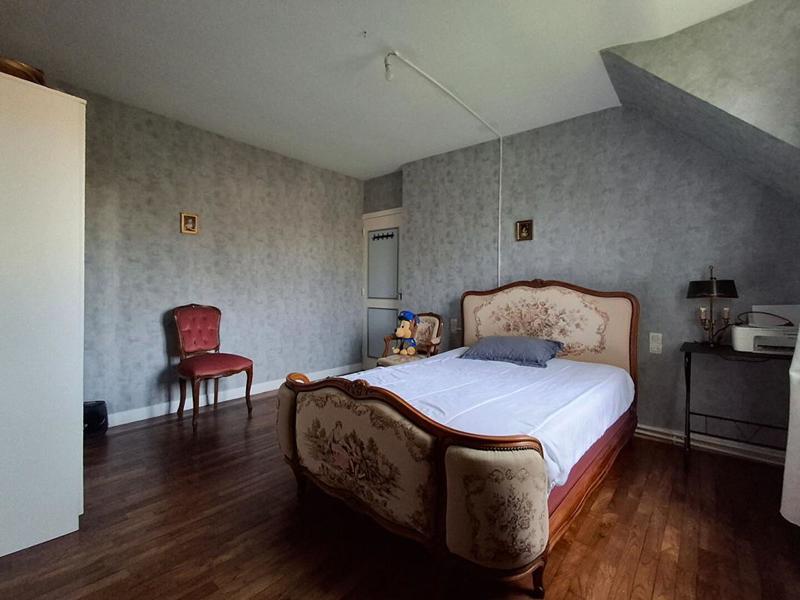 Maison - 148 m² - 7 pièces