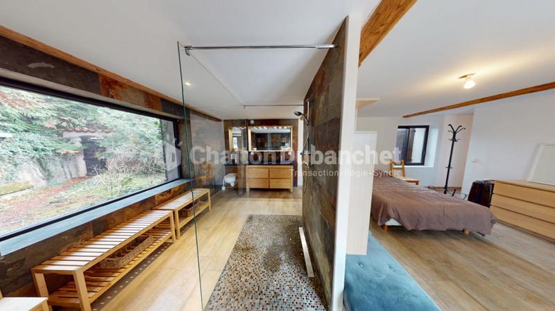 Corps de ferme - 213 m² - 7 pièces