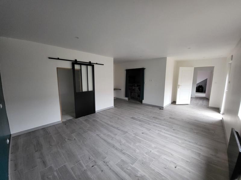 Maison - 253 m² - 7 pièces