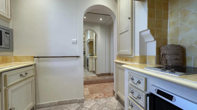 Appartement - 89 m² - 3 pièces