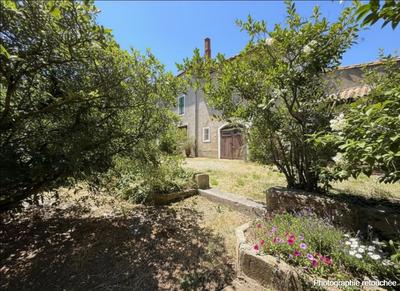 Demeure - 455 m² - 12 pièces