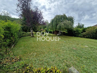 Maison - 230 m² - 10 pièces