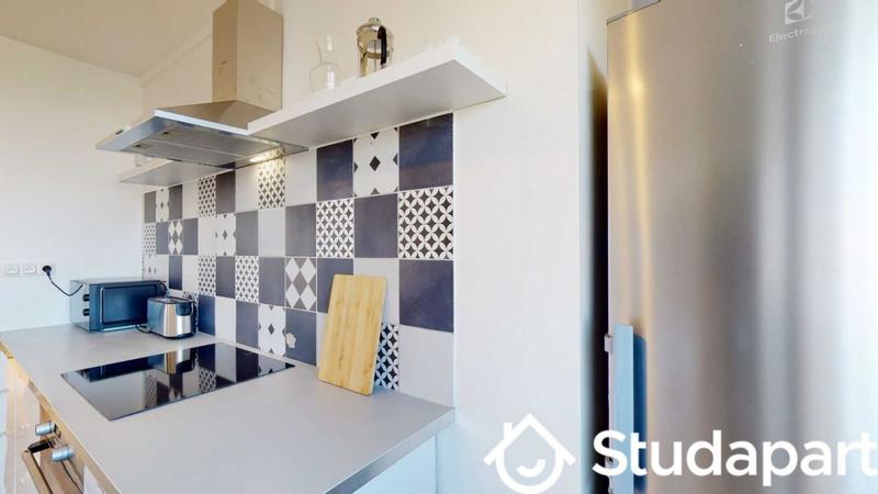 Chambre - 11 m² - 1 pièce