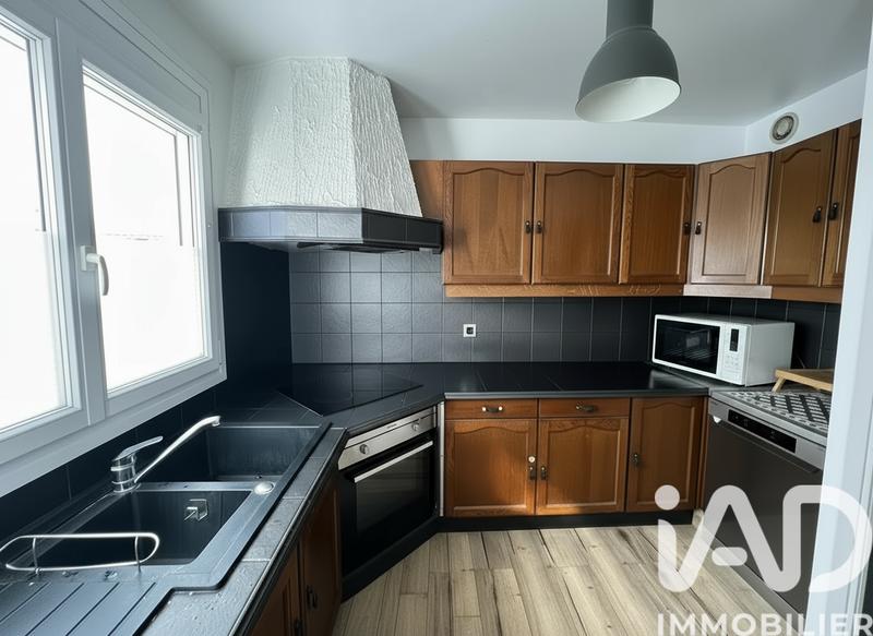 Maison - 98 m² - 5 pièces