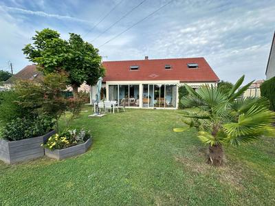 Maison - 157 m² - 4 pièces