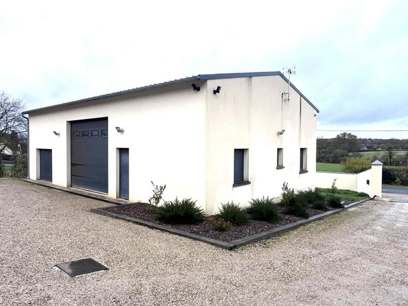 Maison - 200 m² - 10 pièces