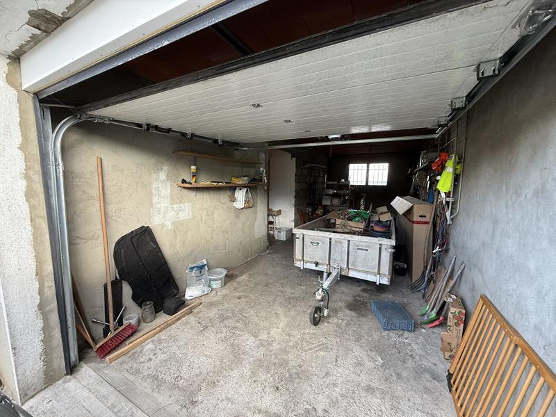 Maison jumelée - 140 m² - 7 pièces