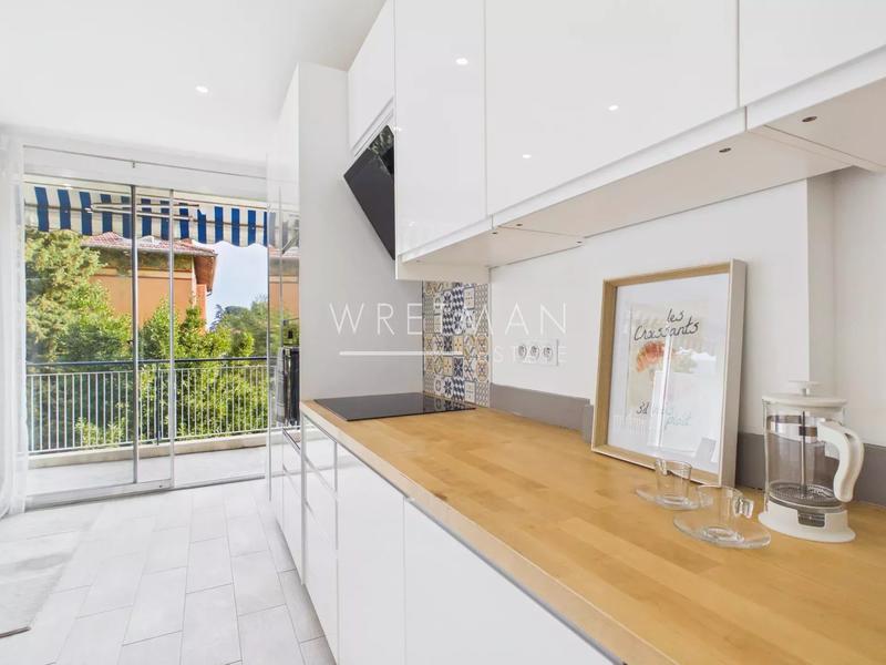 Appartement - 82 m² - 3 pièces