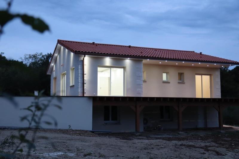 Maison - 105 m² - 4 pièces