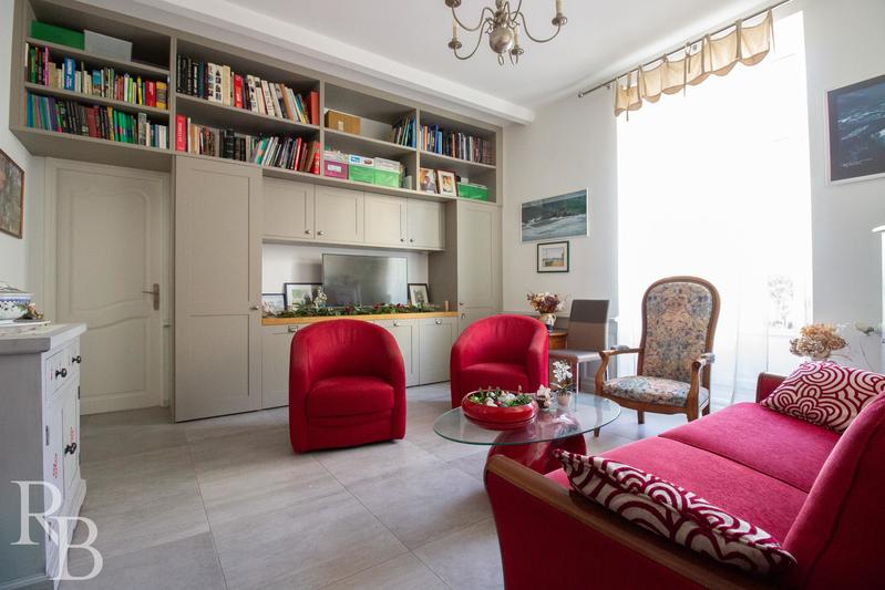 Appartement - 102 m² - 5 pièces