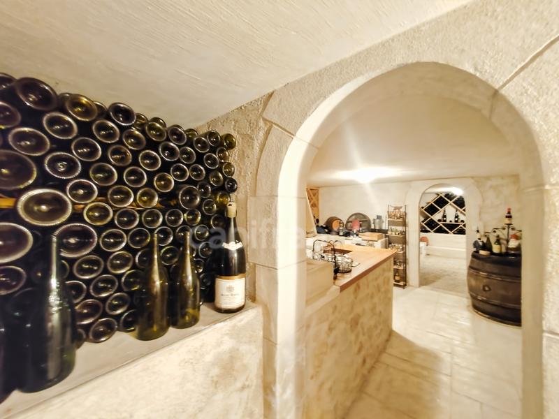 Maison - 250 m² - 8 pièces