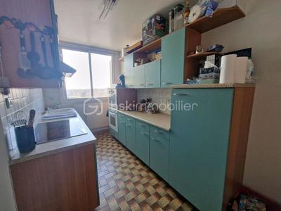 Appartement - 98 m² - 5 pièces