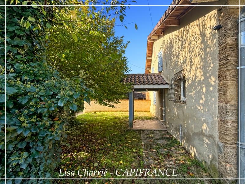 Maison en pierre - 236 m² - 8 pièces