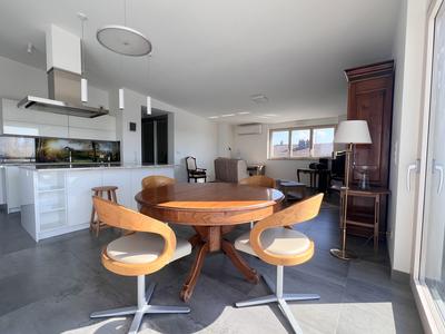 Appartement - 110 m² - 5 pièces