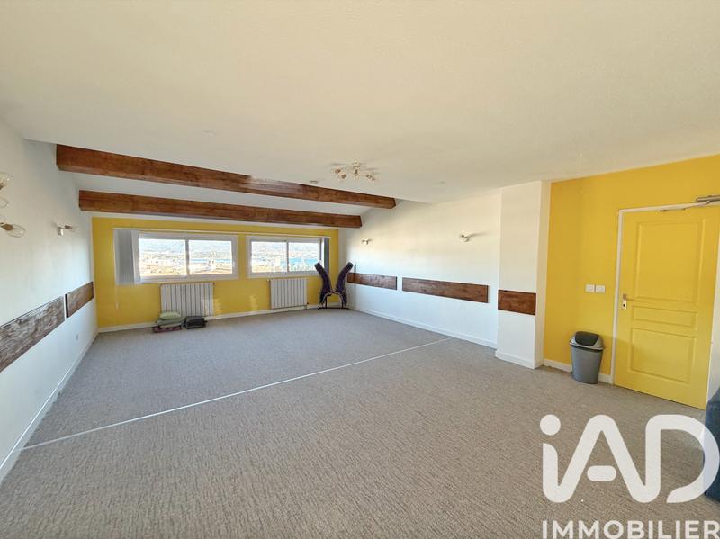 Maison - 427 m² - 17 pièces