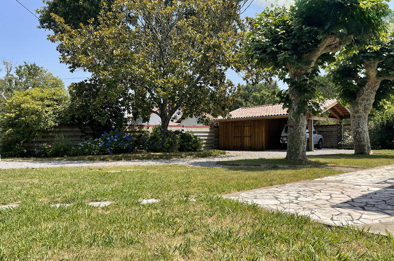 Maison - 215 m² - 7 pièces