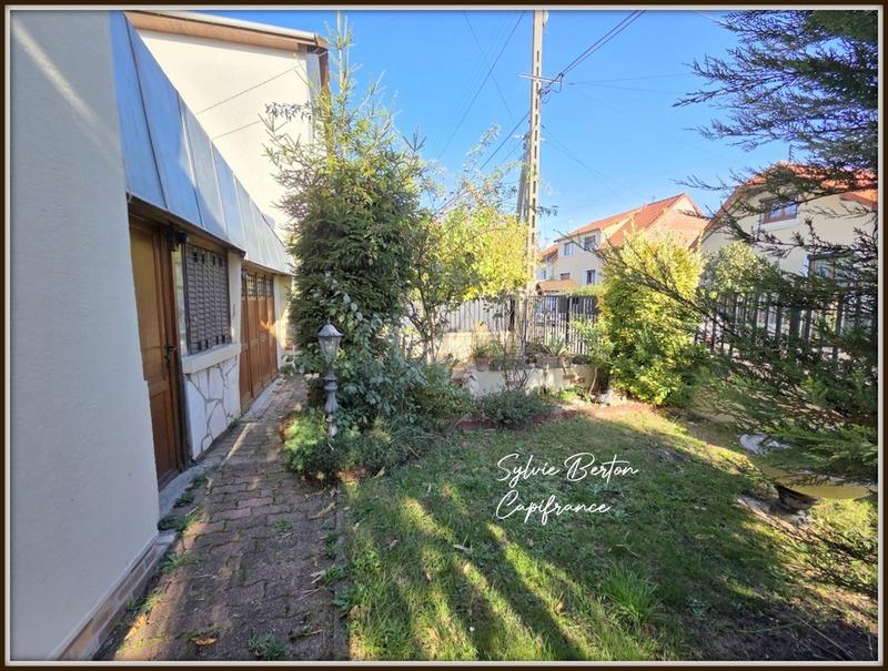 Maison - 61 m² - 4 pièces