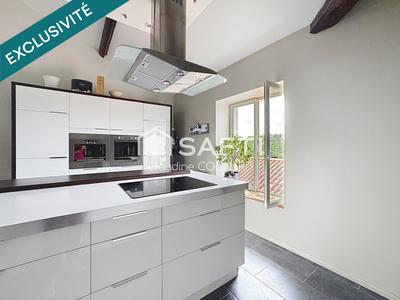 Appartement - 111 m² - 4 pièces