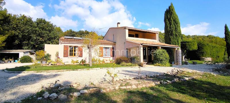 Villa - 155 m² - 6 pièces