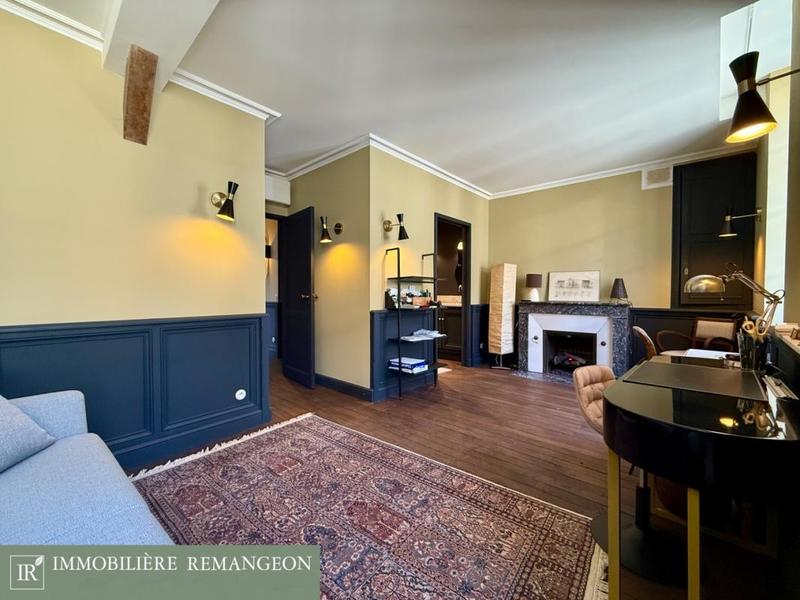 Maison de ville - 206 m² - 7 pièces