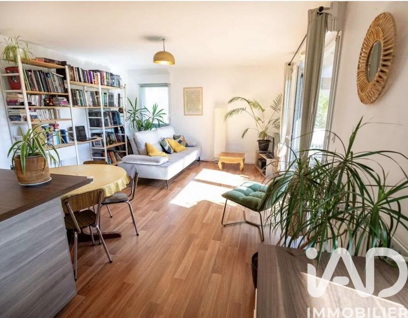 Appartement - 84 m² - 4 pièces