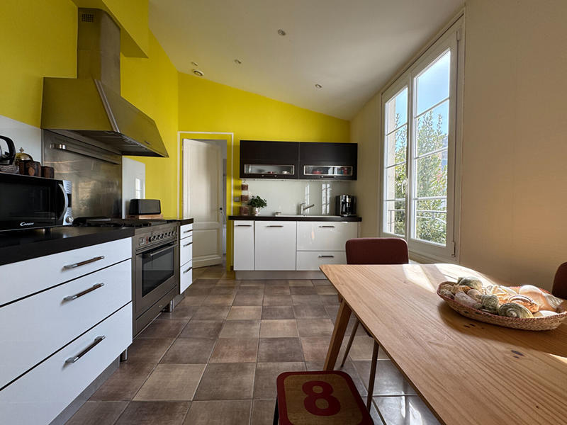 Maison - 98 m² - 4 pièces