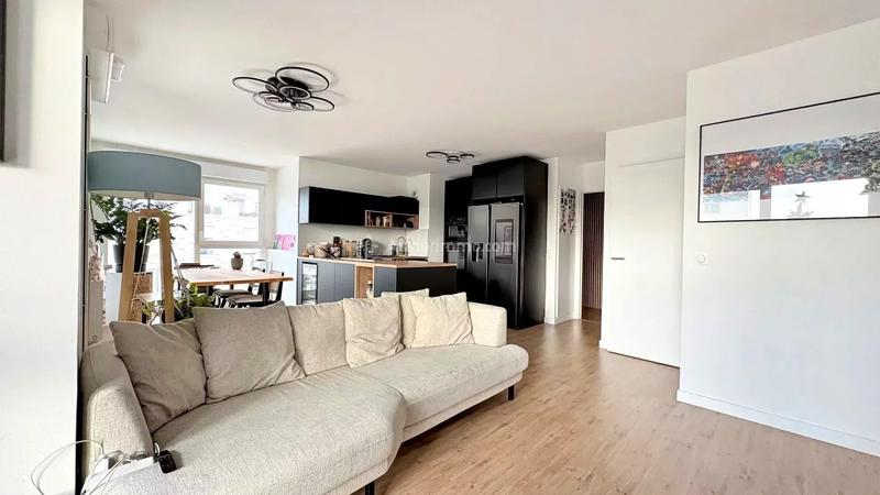 Appartement - 105 m² - 5 pièces