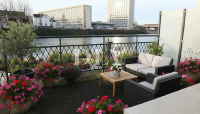 Appartement - 94 m² - 4 pièces