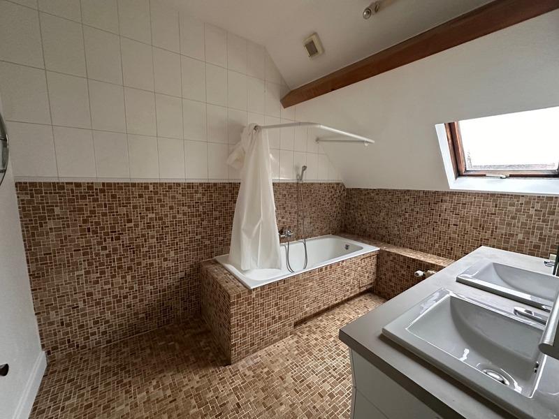 Maison de ville - 110 m² - 5 pièces