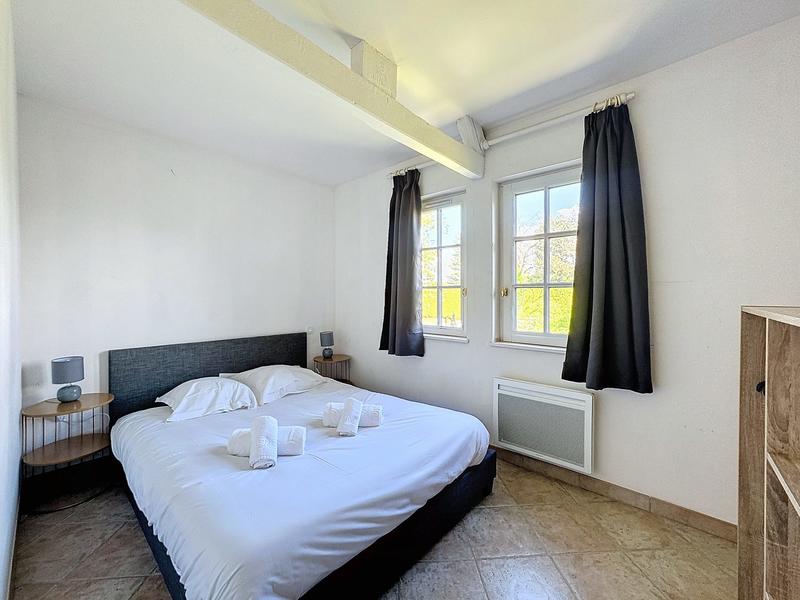 Maison - 180 m² - 7 pièces