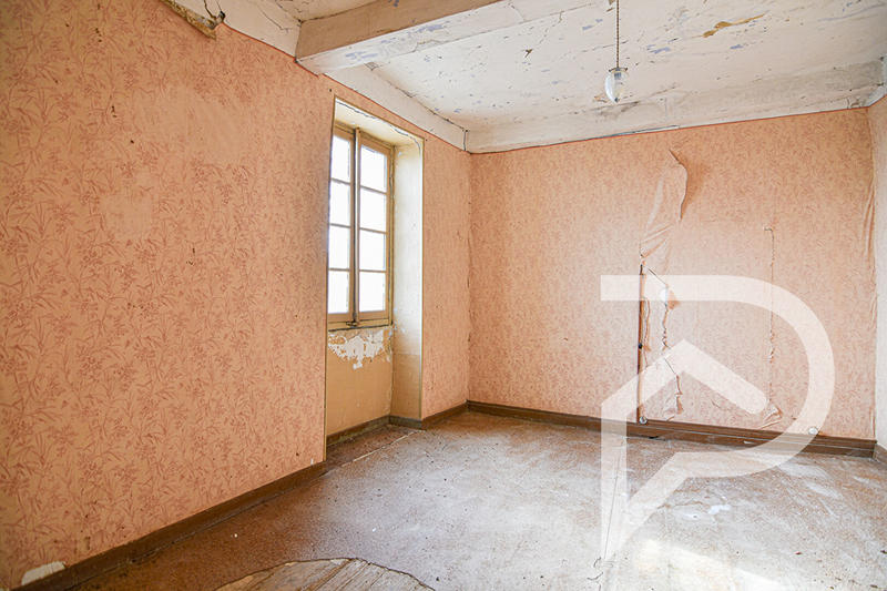 Maison - 260 m² - 7 pièces