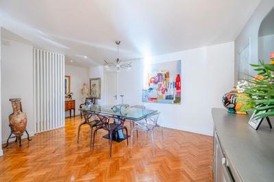 Appartement - 127 m² - 4 pièces