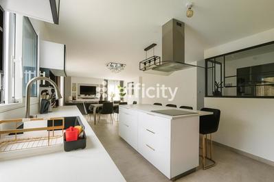 Pavillon - 108 m² - 5 pièces