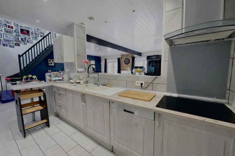 Maison - 150 m² - 5 pièces