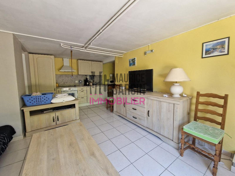 Maison - 191 m² - 8 pièces