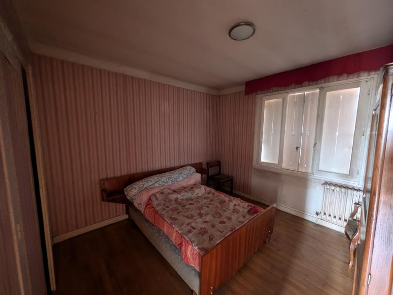 Maison - 250 m² - 7 pièces